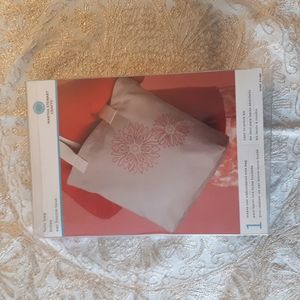DIY tote bag by Martha Stewart crafts